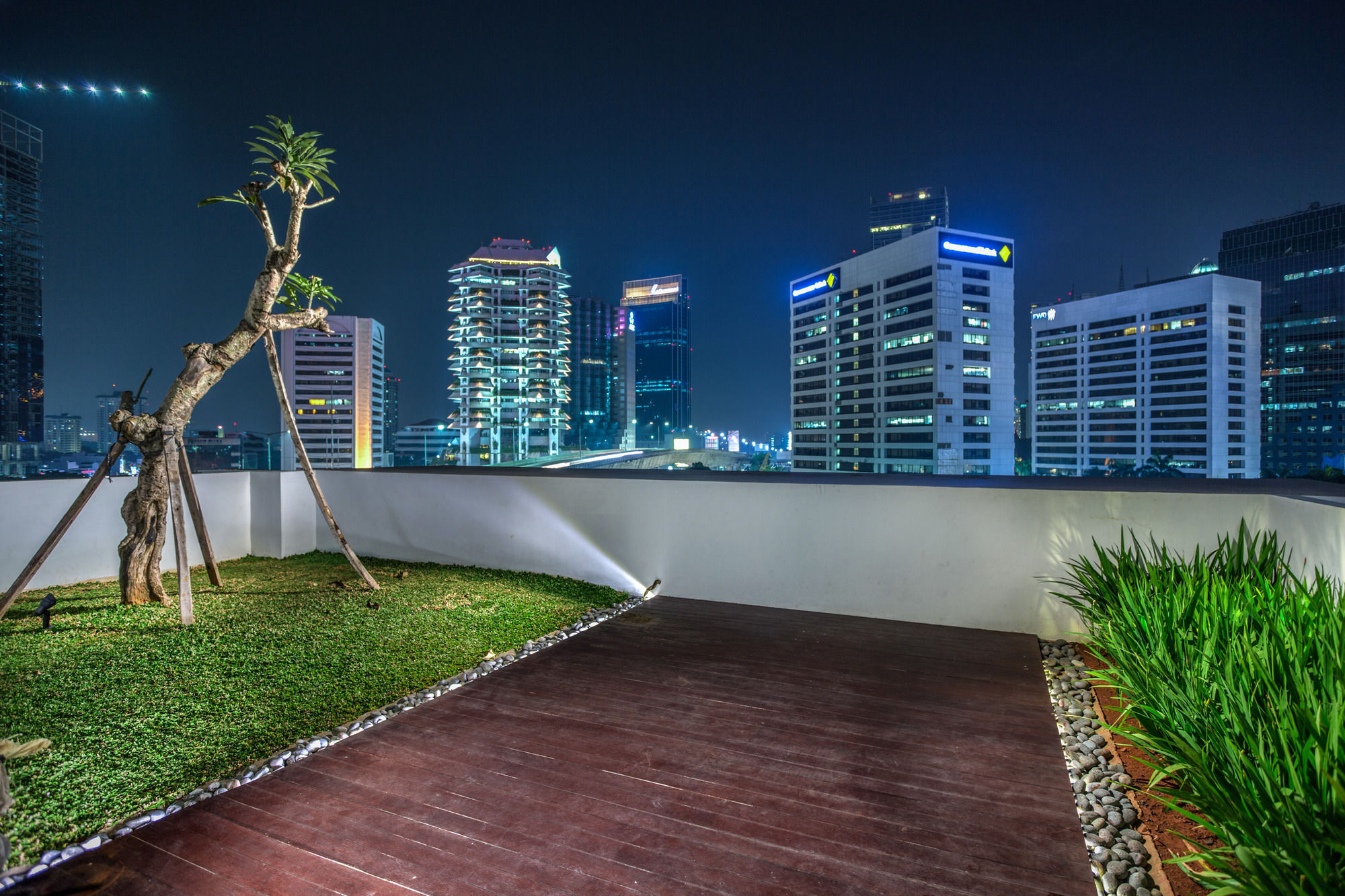 Upscale Suites Джакарта Екстер'єр фото